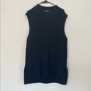 Sleeveless Black Sweater